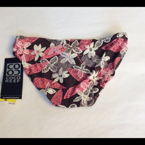 Coco Reef Woman’s Swimsuit Bottoms Size Medium NWT - Picture 2 of 2